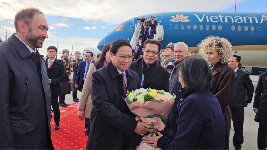 PM Chinh arrives in Russia for BRICS Summit